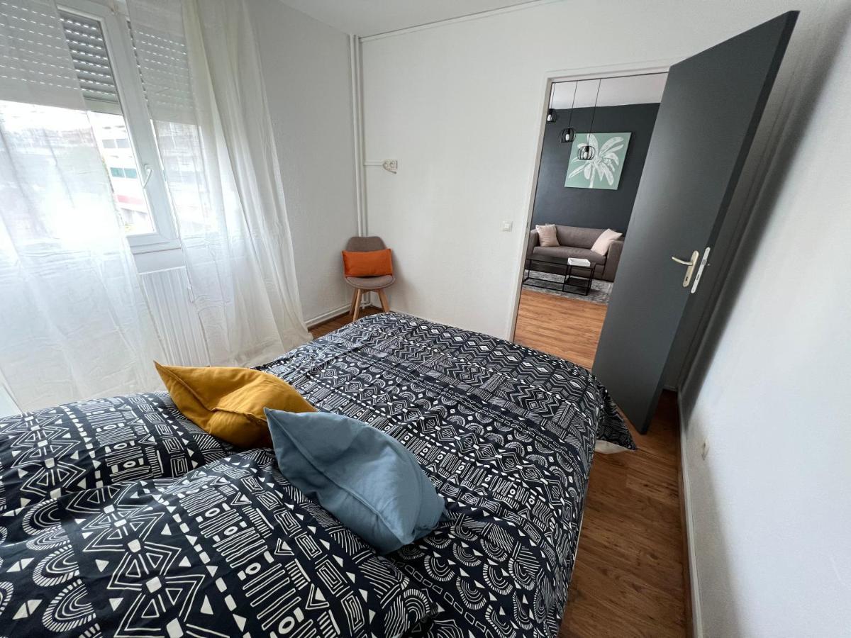 Mon Palmier Grand Appartement Parking Un-Sejour-A-Part Metz Exterior foto